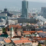 Prezident prednesie správu o stave štátu, opozícia chce odvolať Sakovú a Šutaja Eštoka