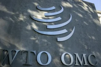 Rozdelený svet by stál bilióny, WTO varuje pred obchodnou vojnou