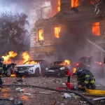 Ruské útoky zasiahli kyjevskú akadémiu vied a kliniku, zahynulo najmenej sedem ľudí