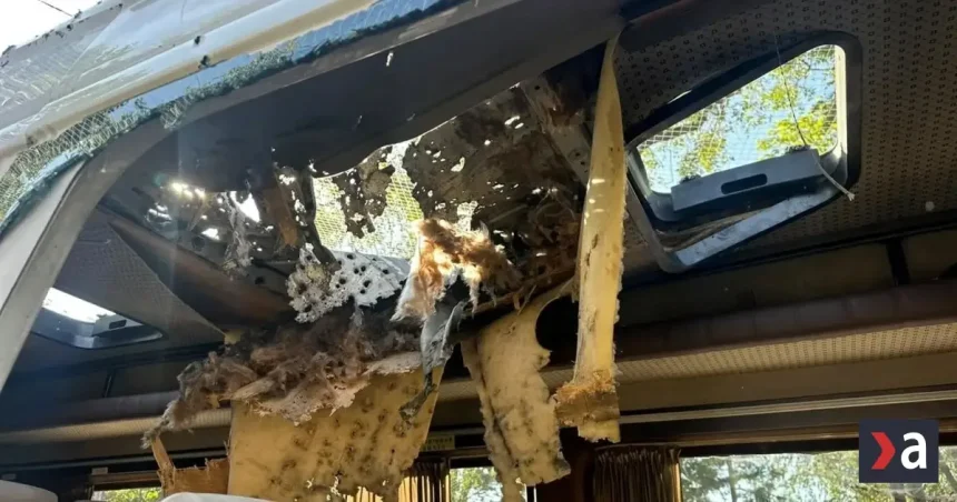 Ruský dron zasiahol ukrajinský minibus pri Nikopole, o život prišlo päť civilistov