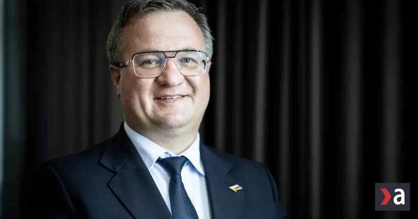 Šalitrošov návrat do parlamentu znepokojuje Fica, tvrdí Kuffa