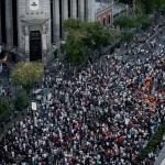 Španielsko paralyzovali protesty pre vysťahovanie 87-ročnej dôchodkyne