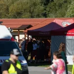 Stav zranenej žiačky po útoku v Staškove je stále mimoriadne vážny