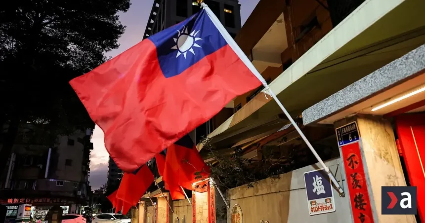 Taiwan chce pokračovať v nákupoch zbraní od USA a bude na Trumpa vyvíjať tlak