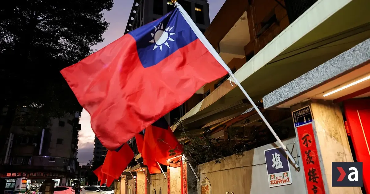 Taiwan chce pokračovať v nákupoch zbraní od USA a bude na Trumpa vyvíjať tlak