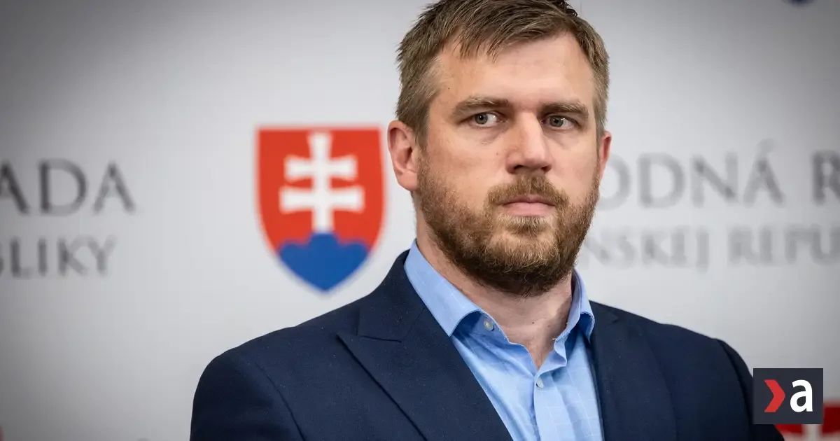 Taraba skončil, Kuffa čaká na verdikt. Fico a Pellegrini riešia výmenu na envirorezorte