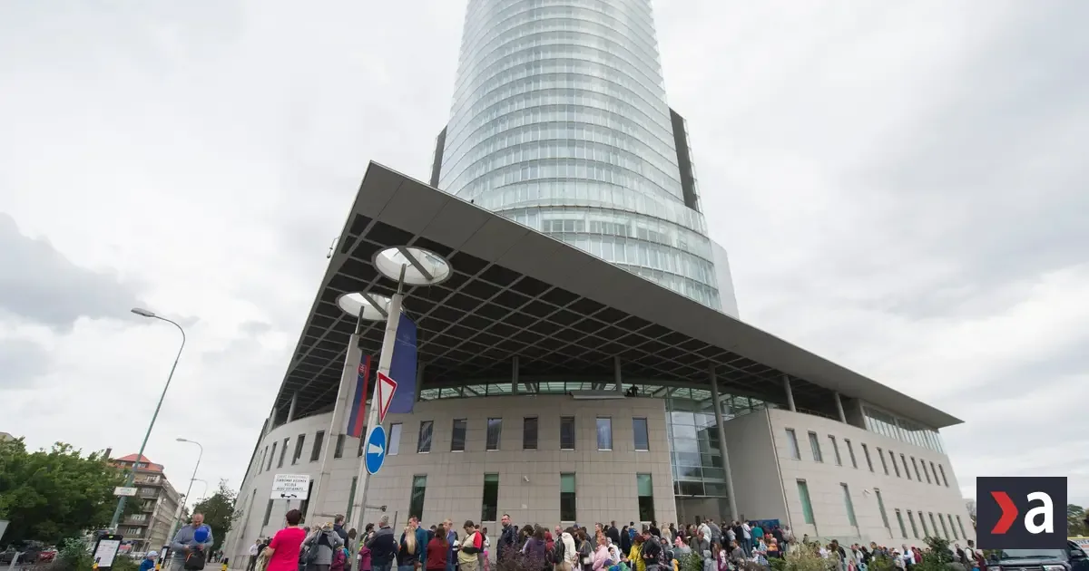 Technická porucha v NBS skomplikovala bankové prevody, centrálna banka upokojuje klientov