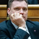 Traja poslanci Strany vidieka nepodporia odvolanie Tomáša Tarabu
