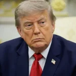 Trump schválil vojenskú základňu s dronmi pri Víťaznom oblúku