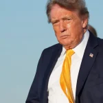 Trump váha s útokom na húsíov, Saudská Arábia tlačí na USA