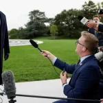 Trump vylúčil CNN z letu na Air Force One, prístup dostala konzervatívna televízia
