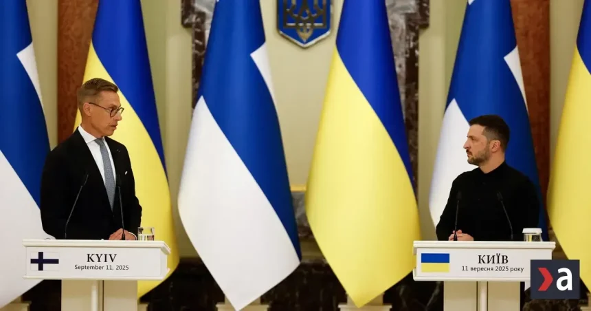 Ukrajina a Fínsko začali spoločnú výrobu dronov, Zelenskyj a Stubb podpísali dohodu