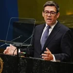 Umelá inteligencia musí byť bezpečná a pod kontrolou vlád, vyhlásil britský premiér v OSN