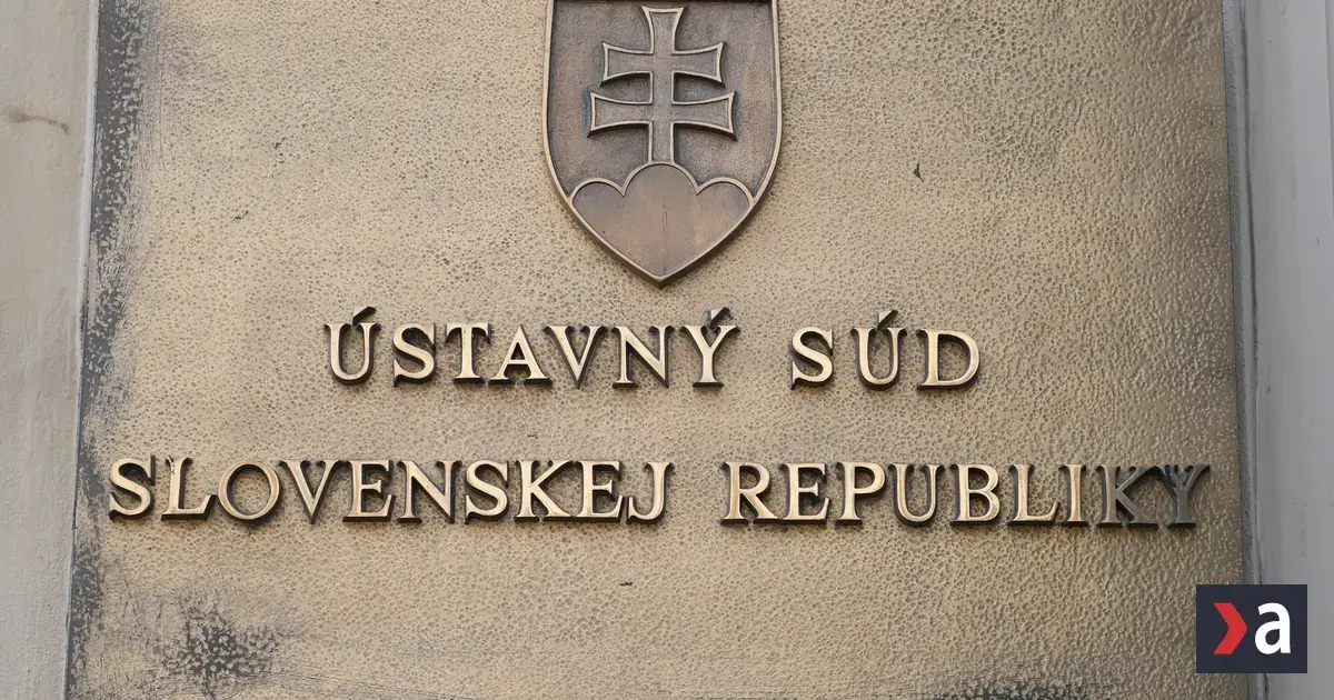 Ústavný súd SR odmietol rozšírenie ochrany párov rovnakého pohlavia v zákone o rodine
