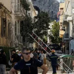 V Aténach hlásia po výbuchu budovy šesť nezvestných, z toho štyroch turistov