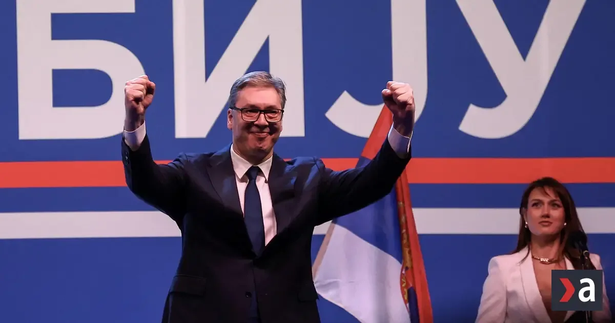 Vučič oznámil odchod z prezidentskej funkcie. Po desaťročí pri moci ide do kampane