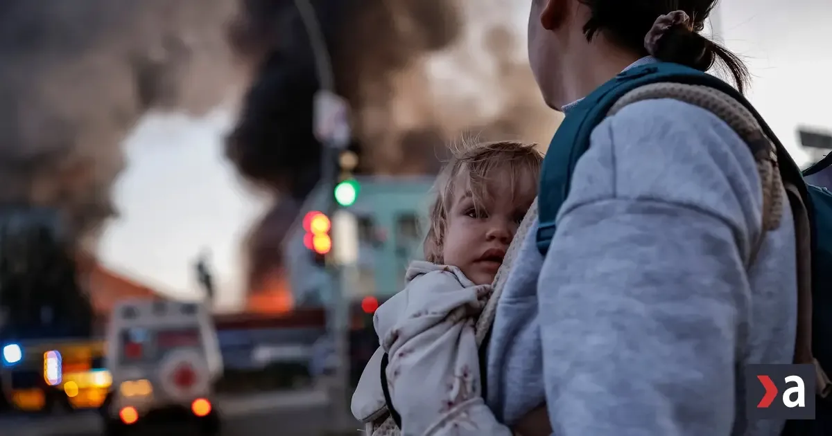 Zelenskyj po stretnutí s Britmi varuje pred rozsiahlym ruským útokom na Ukrajinu