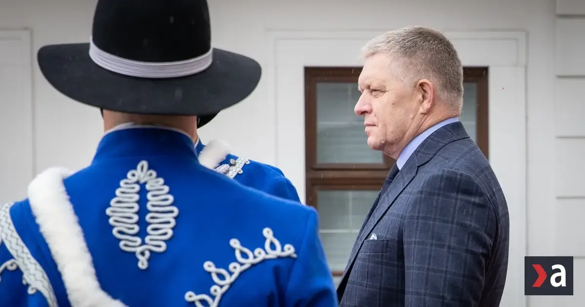 Zlyhávate, radšej odstúpte, ale tešíme sa na vás. Fico posiela do Berlína čudné pozvanie