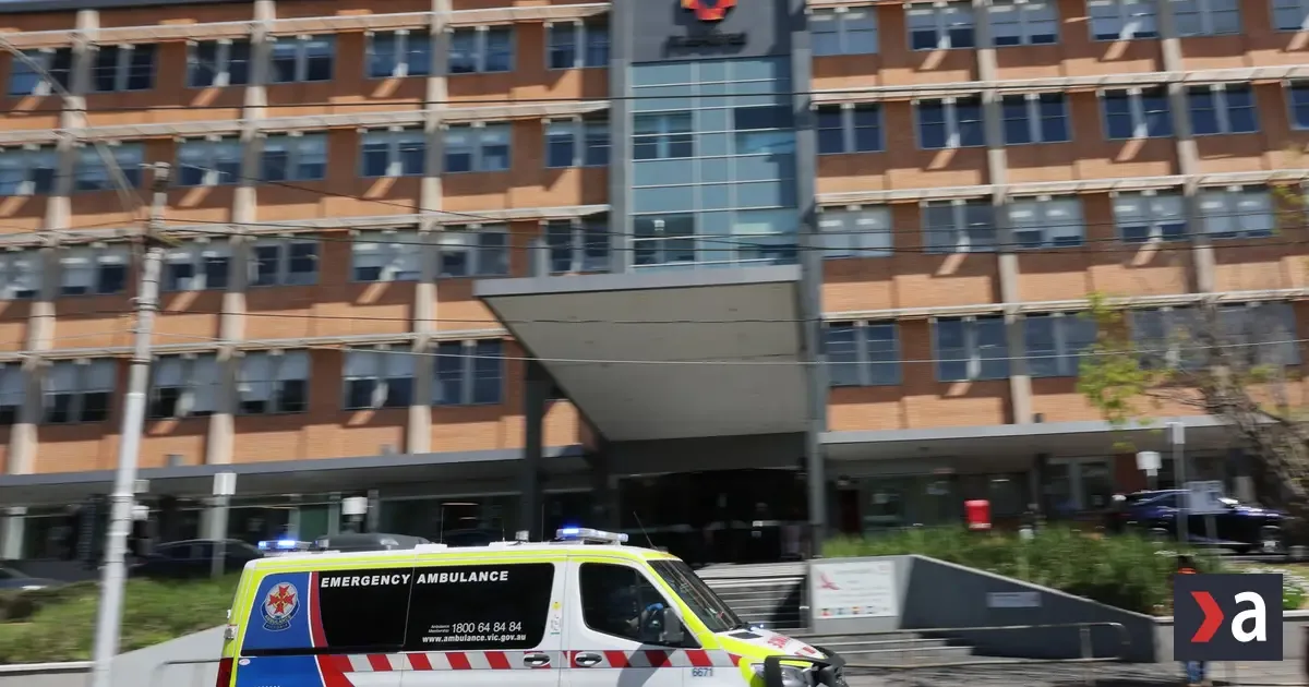 Austrálsku poslankyňu pripravil úmyselný útok autom o nohu