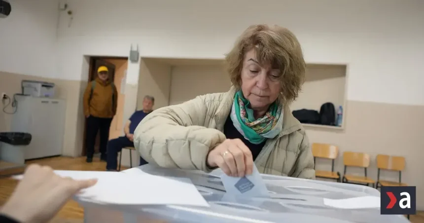 Bulharsko volí prezidenta, favoritkou prieskumov je Iliana Jotová