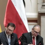Čílsky prezident prvýkrát po 71 rokoch navštívil Bolíviu