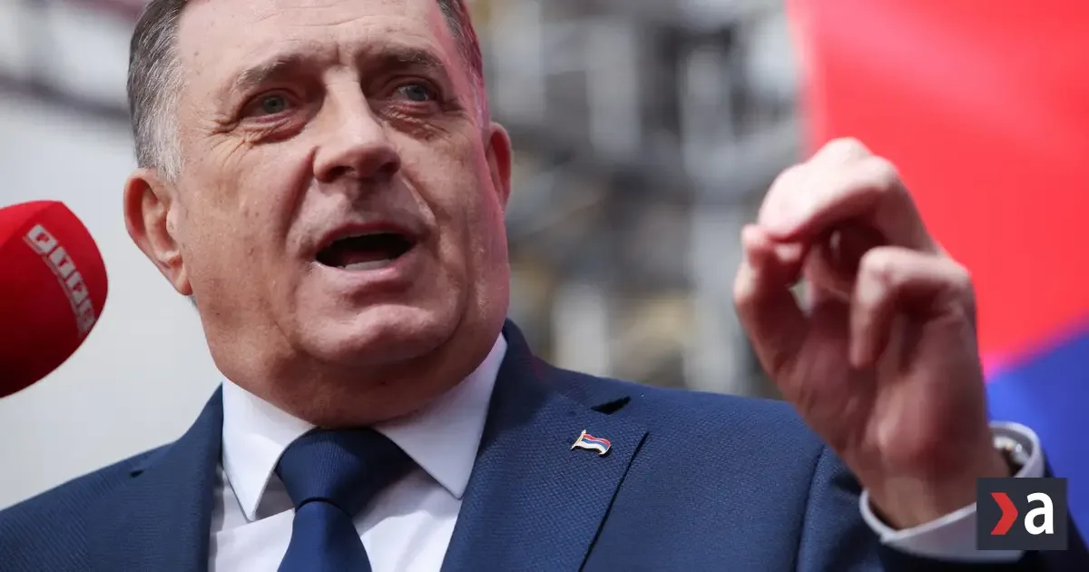 Dodik gratuloval študentskej kandidátke, Vučičov spojenec avizuje úzku spoluprácu