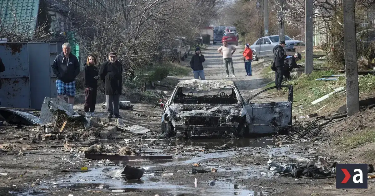 Dron zasáhl nádraží ve Dnipru, zemřelo několik lidí