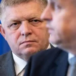 Fico môže odovzdať moc Pellegriniho úradníckej vláde, tvrdí politológ Spáč