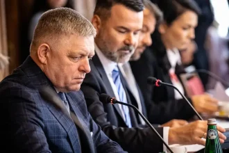 Fico opozičným poslankyniam: Správate sa ako baby na trhu