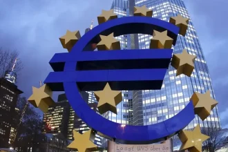 Inflácia v eurozóne dosiahla za posledný mesiac trojročné maximum