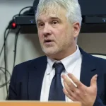 Komisár pre deti žiada posilniť autoritu učiteľov v triedach