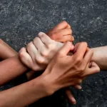 Ľudia s vysokou emočnou inteligenciou sa hádajú menej často z týchto dôvodov