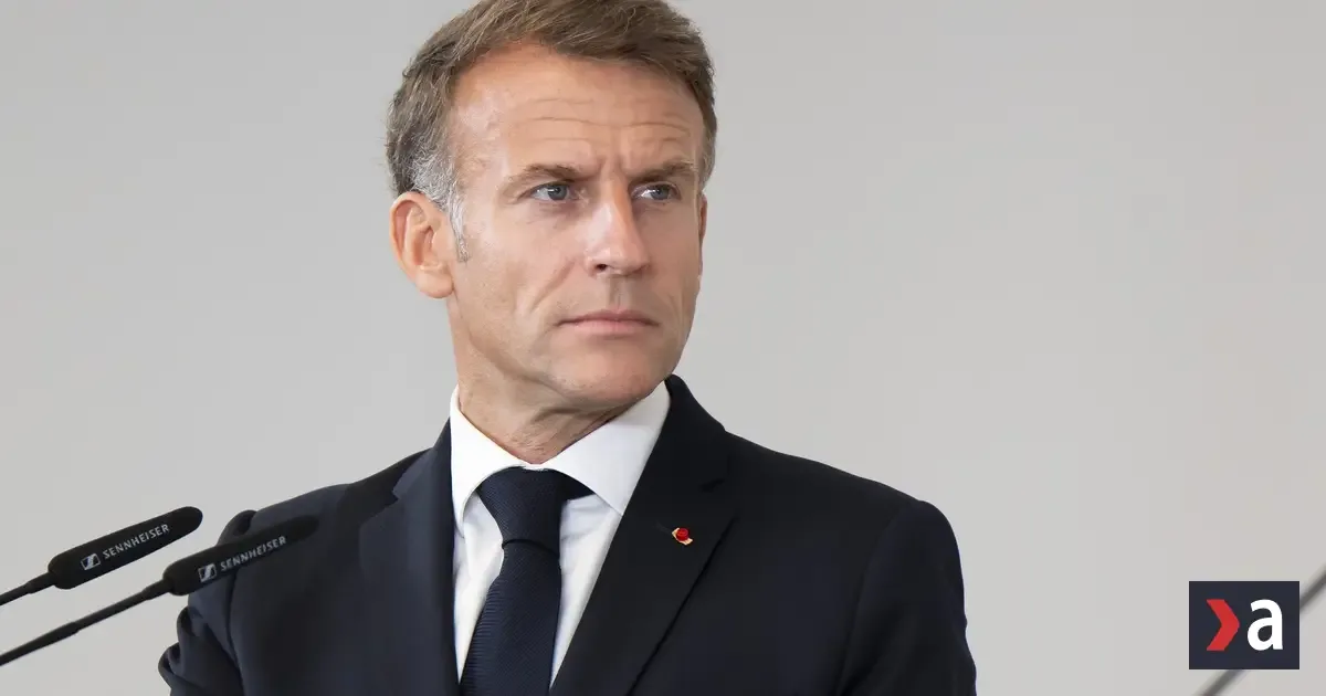 Macron odmietol demisiu ministra vnútra, po protestoch hovorí o vážnych zlyhaniach