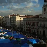 Madrid a vyše 50 miest Španielska zaplnia protesty proti drahému bývaniu