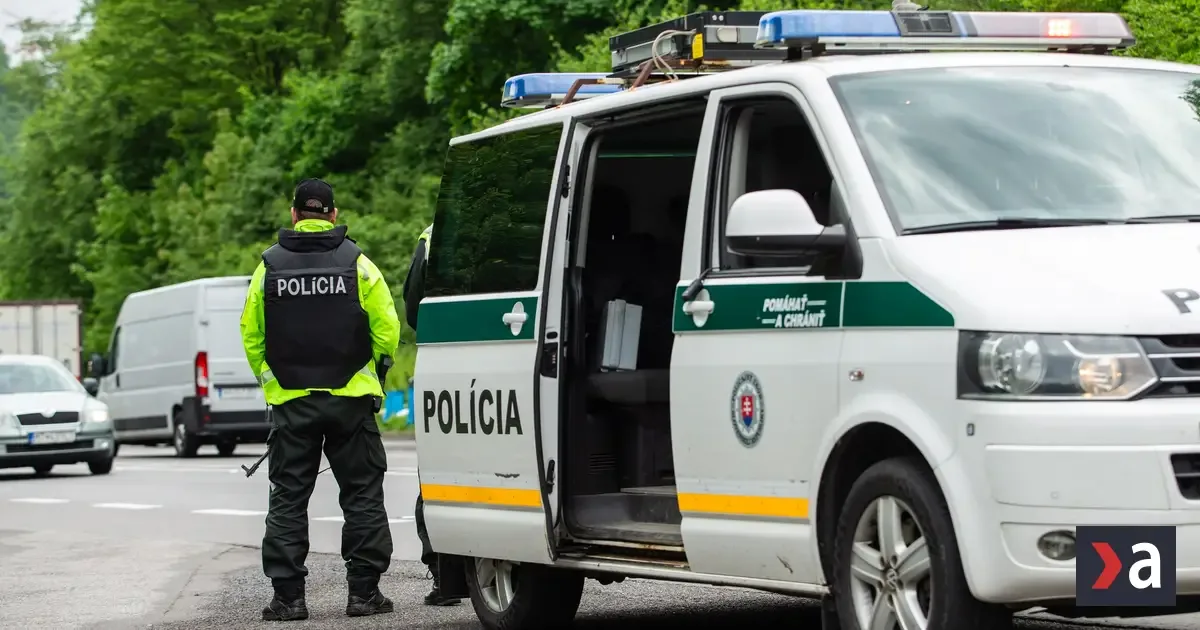 Mladíka, ktorý sa pred školou vyhrážal dievčine nožom, vzala polícia do väzby