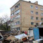 Najmenej šesť zranených po ruskom balistickom útoku na Kyjev