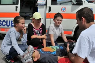 Pellegrini sa stretol so zástupcami Zdravšie školy a deťmi, ktoré zachránili životy