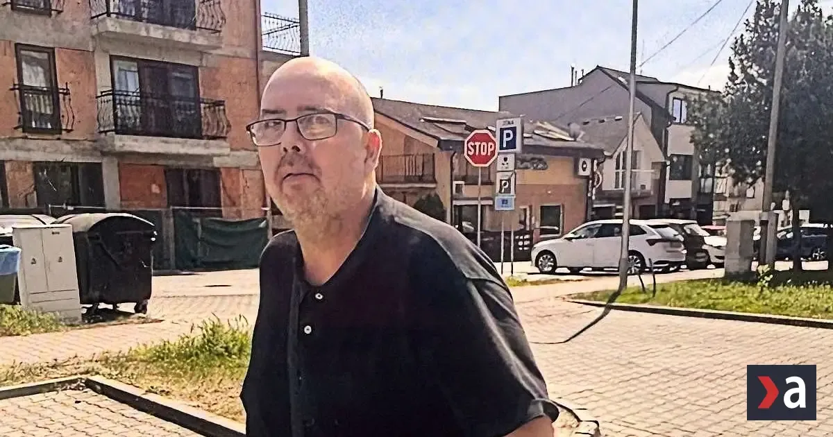 Polícia pátra po totožnosti muža z fotografie po útoku na pošte v Senci