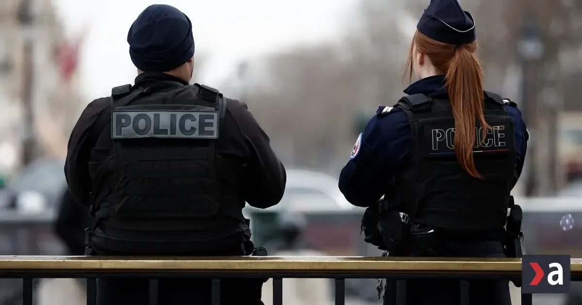 Polícia zadržala mladistvého po streľbe v škole na juhu Francúzska