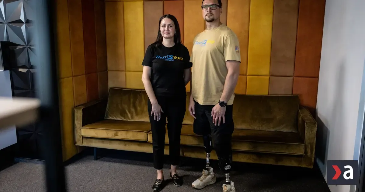 Prežil mikrosmrť aj stratu nôh, teraz bojuje za pravdu o vojne, tvrdí veterán Oleksandr