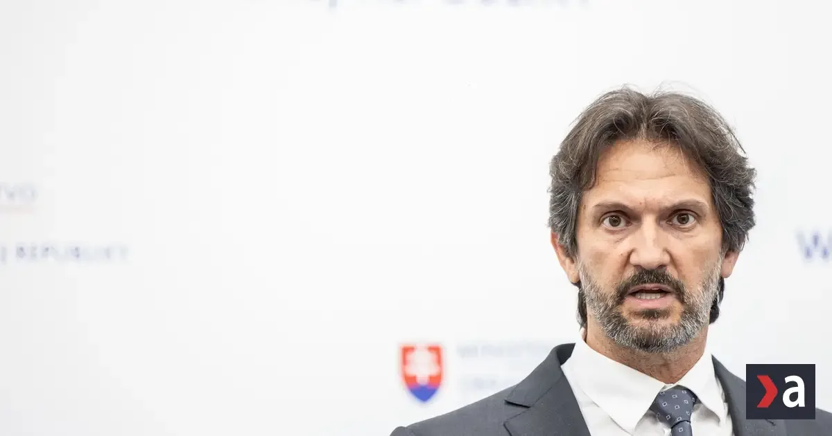 PS: Za Roberta Kaliňáka ide miliarda eur na projekty nesúvisiace s obranou