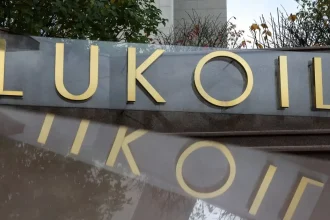 Ropný obchod za miliardy je súčasťou rokovaní USA a Ruska o mieri na Ukrajine