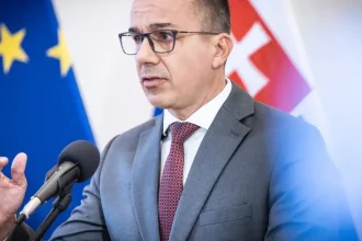 Rušenie transakčnej dane sa pripravuje, avizuje šéf rezortu práce. Prídu aj nové výdavky