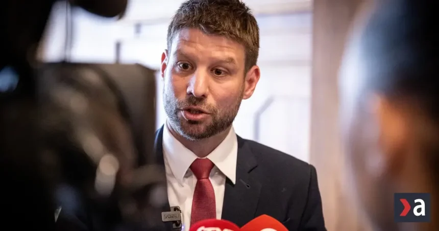Šimečkovi a Takáčovi v Markíze stíšili mikrofóny. Pri hádke si to nevšimli