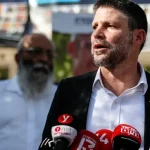 Smotrič nariadil demoláciu budov na Západnom brehu Jordánu