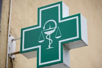 Stovky ľudí dostali v lekárňach očkovanie proti chrípke