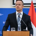 Szijjártó pomohol BYD do Maďarska, prijal tam funkciu. Čelí výsluchu