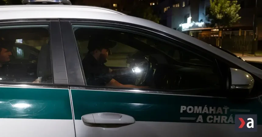Trenčianski policajti rozbili drogovú sieť a obvinili troch mužov