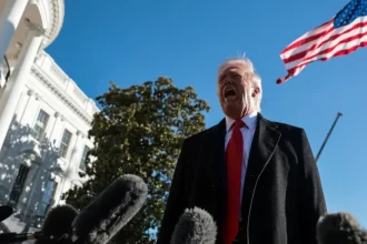 Trump tlačí na Európu pre ceny nafty, USA hrozia zákazom vývozu
