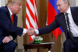 Trumpov ropný pakt s Putinom vyvolal búrku a predĺžil vojnu (239. týždeň vojny)